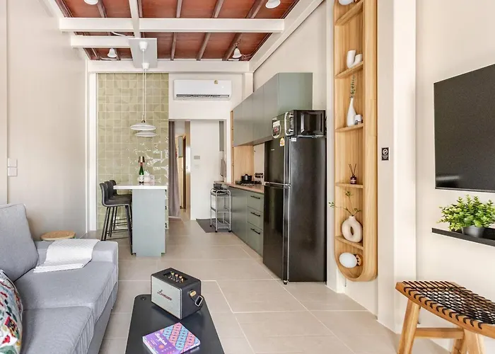 Nueng Rana 232 Corner View 1br Duplex 3beds / 2b *